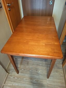 Jídelní stůl rozkládací - 2