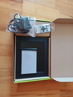 Digitální fotorámeček Sencor SDF B - 2