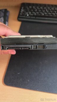Western Digital WD800JD 80GB SATA HDD - 2