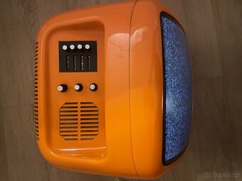 Tv TESLA - 2