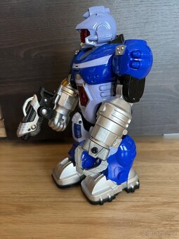 Chodící robot - 2