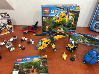 2 různé sety Lego - 2