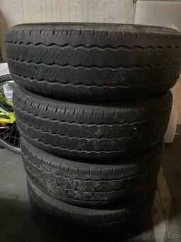 kola ford transit 215/75/R16C - 2