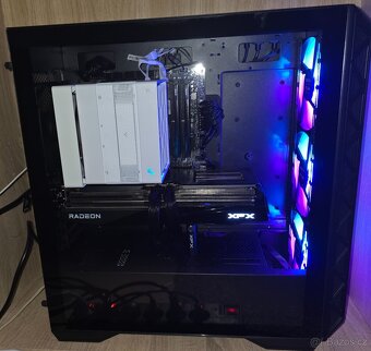 Herní PC - Ryzen 7 9800X3D / 32GB / 1TB / RX 9070 XT 16GB - 2