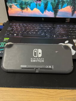Nintendo Switch Lite - 2