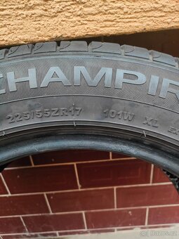 225/55/17champiro gt letní  4 kusy - 2