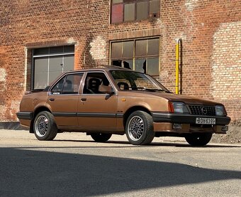Opel Ascona C 1.6 - 2