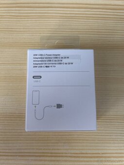 Apple USB-C 20W adaptér - 2