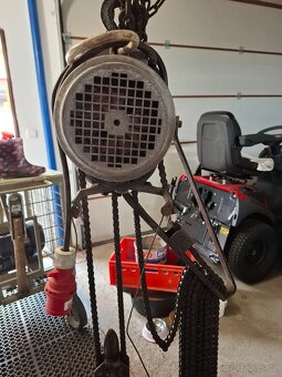 Prodám elektrický kladkostroj - 2