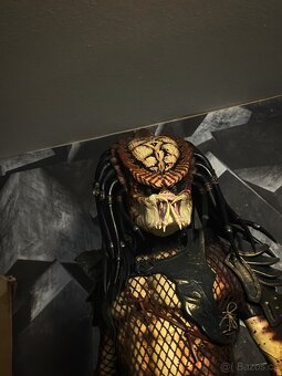 Sideshow predator city hunter - 2