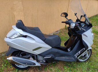 Peugeot satelis 400 r.v. 2015 - 2