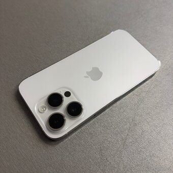 iPhone 14 Pro 256GB silver, pěkný stav, rok záruka - 2