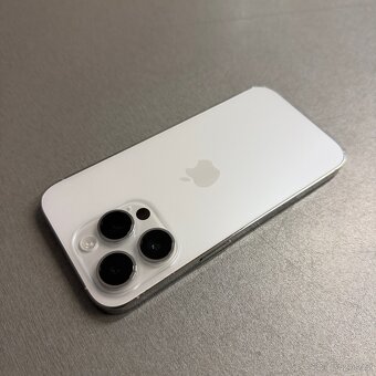 iPhone 14 Pro 128GB silver, bez škrábance, rok záruka - 2