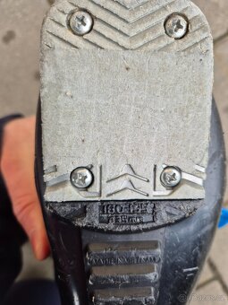 Dětský lyžařský set(lyže 90cm /lyžáky 18-19.5) - 2