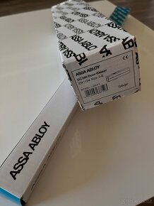 Samozavírač ASSA ABLOY DC 300 stříbrný - 2