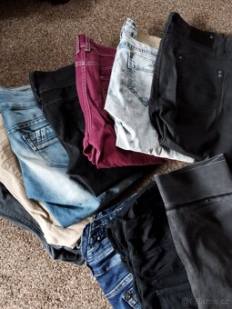 Džíny a kalhoty 36-38/40 - 2