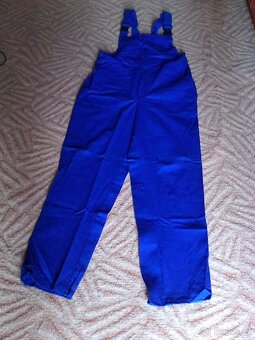 Pracovní oděvy, vel. 52, L, 40 a 44, nové - 2