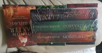 3 knihy Stephena Baxtera - Plátno tkané časem. - 2