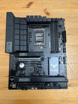 ASUS TUF GAMING B760-PLUS WIFI D4 Socket 1700,Funkční,Záruka - 2