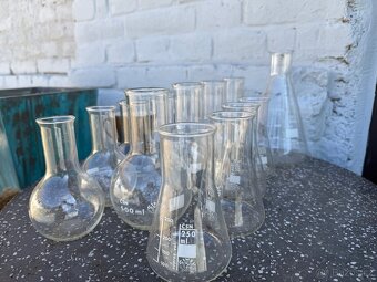 Laboratorni sklo - 2