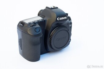 Canon 5D mark II - 2
