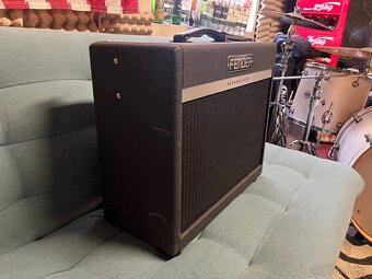 Fender Bassbreaker 15 - 2