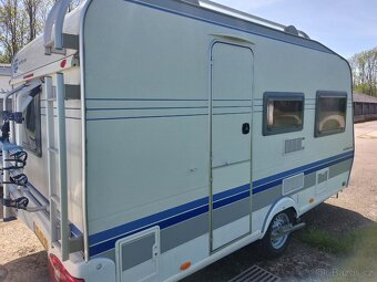 Prodám karavan Hobby 400sf,r.v.2004 + mover + předstan. - 2