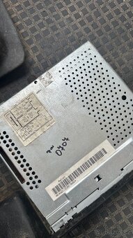 Rádio originál T4 - 2