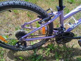 Dívčí kolo Specialized Hotrock 24 - 2