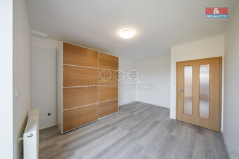 Prodej rodinného domu, 180 m², Syrovice - 2