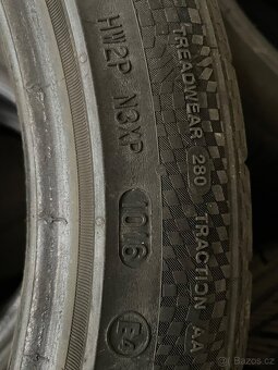 Pneu continental 245/40 R18 - 2