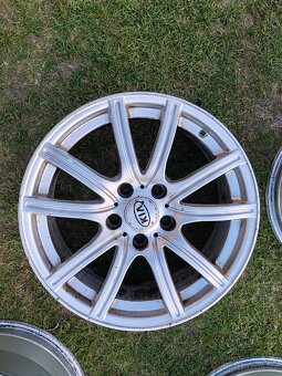 Alu kola KIA R17 - 2