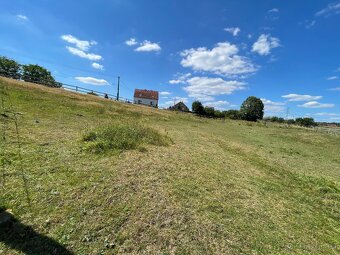 pozemek 1550m2 u Mnichova Hradiště - 2