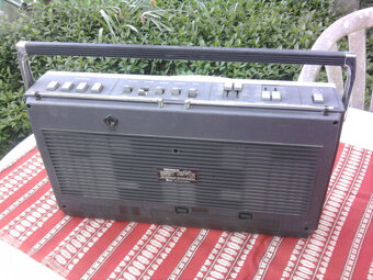 Starý Retro veľký prenosný RADIO-KAZEŤÁK - 2