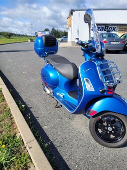 Vespa 300 GTS - 2