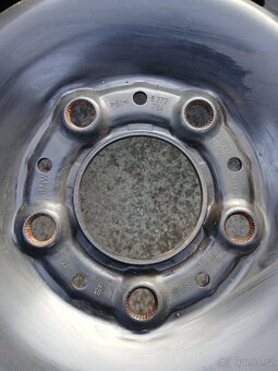 Bmw kola 195/55r16 - 2