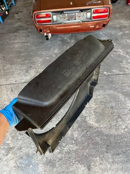 Kryt chladiče bmw e39 525d /530d - 2