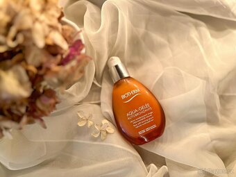 Samoopalovací sérum Biotherm Aqua-Gelée Autobronzante 50ml - 2