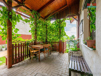 Prodej rodinného domu, 140 m², Chabeřice - 2