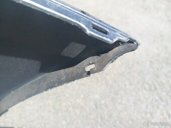 Nárazník pro Toyota AURIS 10/2006-2010 - 2