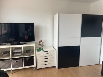 TV stolek - 2