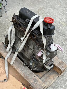 Motor Škoda 105 33kw světla,blinkry - 2