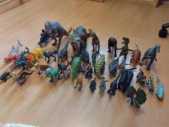 Dinosauři - 2