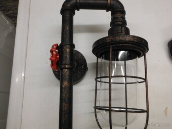 Nástěnné světlo - 2