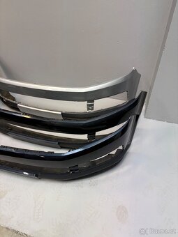 Přední nárazník-bez mřížek a příslušenství - Nový - 2