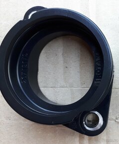 Aprilia ETV1000 / Caponord / RST / RSV / SL příruba sání - 2