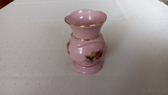 Vázička z růžového porcelánu - zn. Amfora Bohemia - 2