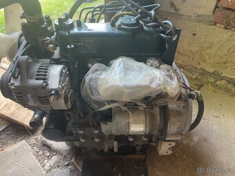 Motor Kubota - 2