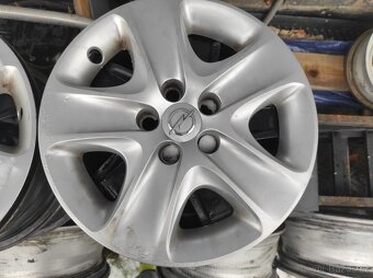 6,5x16 et39 plechové disky Opel - 2