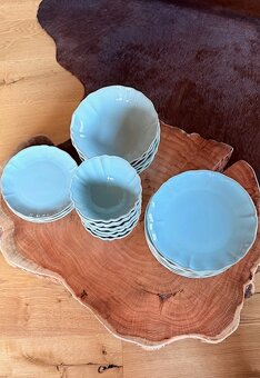 Jídelní, porcelánový servis 24 ks - 2